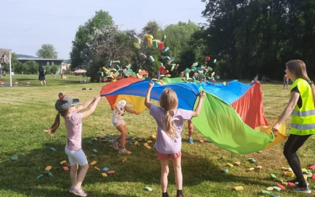 Nestojíme na místě, hledáme nové cesty, říká ředitel Gymnázia Týn nad Vltavou
