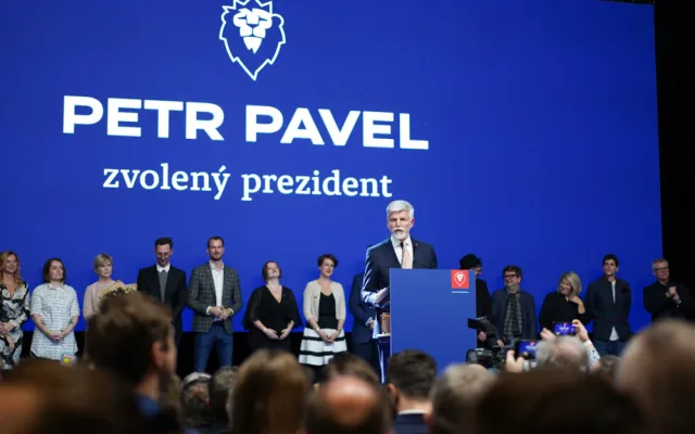 Pavel míří na Hrad. Porazil Andreje Babiše