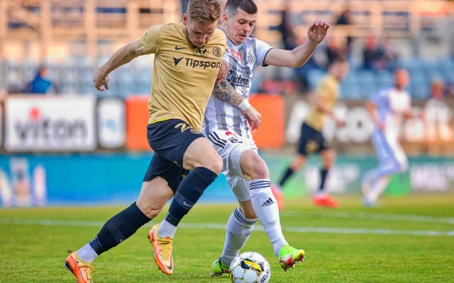 Dynamo porazilo Brno 2:1 a po 16 letech postoupilo do semifinále domácího poháru