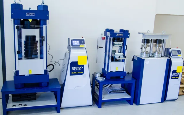Středoškoláci z polytechniky budou využívat laboratoře VŠTE