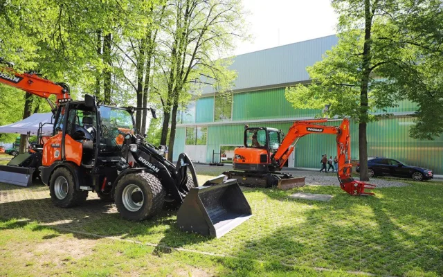 URBATECH láká na elektromobily, malotraktory i spisovatele Cílka