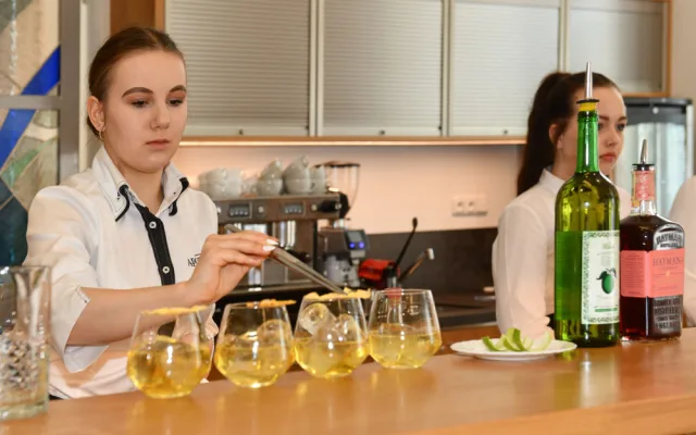 Hotelová škola v Českých Budějovicích myslí na budoucnost
