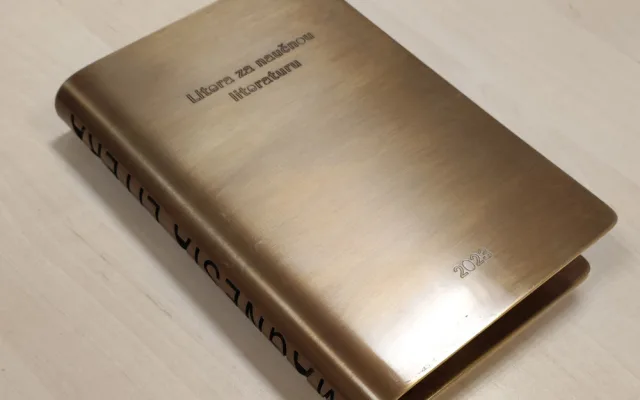 Kniha CHÓR A DISONANCE výzkumného centra Filozofické fakulty Jihočeské univerzity v ČB získala cenu Magnesia Litera 2023