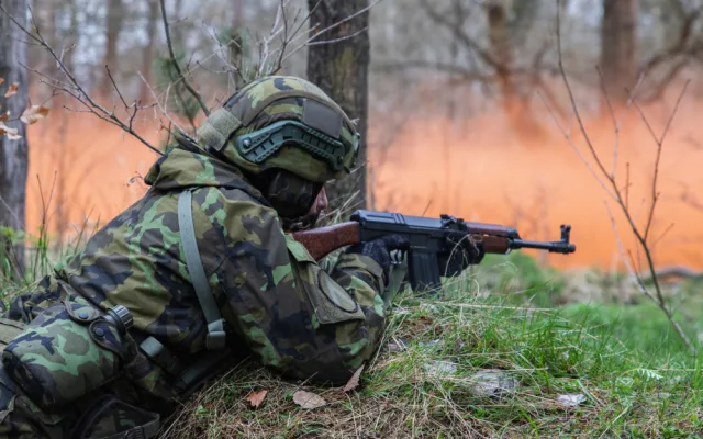Ze záložní jednotky už za rok k profesionální armádě. Ve strakonické jednotce běžný scénář