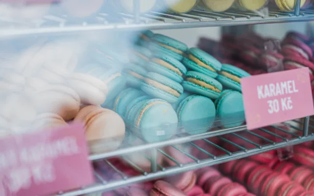 Čtyři Dvory provoněné masem. První jarní Burger Festival láká na bestsellery roku 2022