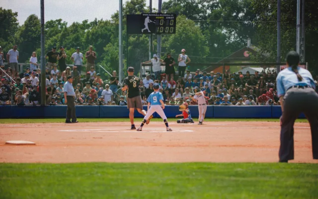 Na Hlubokou přijíždí na čtyři sta hráčů z devíti zemí: Začíná největší evropský turnaj desetiletých baseballistů SuperCup