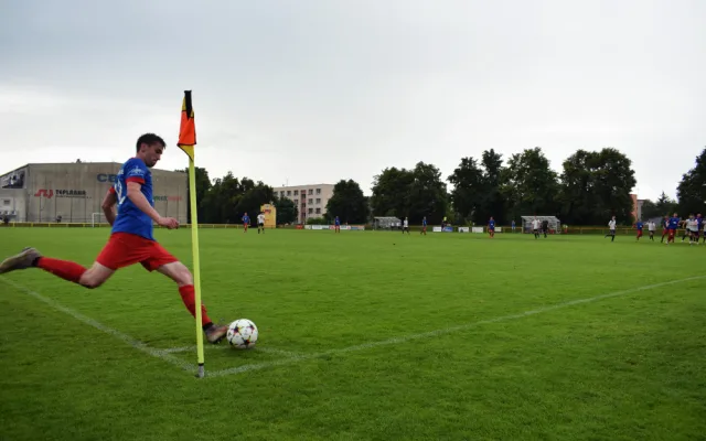 Převlékání v hostinci, stěhování i druhá liga. Lokomotiva oslavila 100. výročí