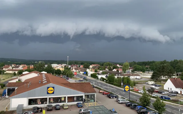 Tak to dnes odpoledne vypadlo v Blatné. Foto: Iveta Myslivcová