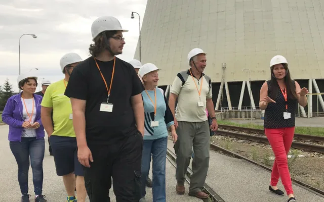 Veřejnost bude moci o prádzninách navštívit areál Jaderné elektrárny Temelín. ČEZ připravil h ned 35 terminu