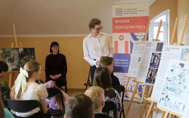 Výstava českých komiksů pro děti, která se v Kyjevě konala v květnu.