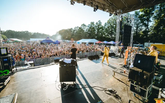 SOUTĚŽ: Jihočeský festival v Přeštěnice již tento týden. Dorazí Mirai, Rybičky48, Wohnout nebo Cirk La Putyka