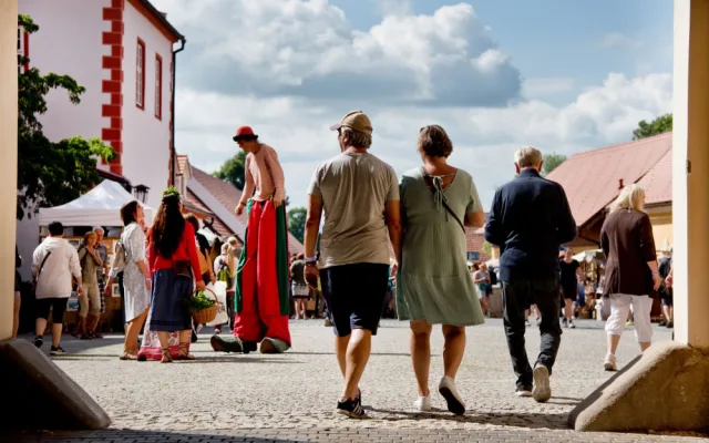 Borovany se opět chystají na nabitý víkend plný borůvek. Další ročník BORŮVKOBRANÍ se letos uskuteční ve dnech 8. a 9. července v areálu bývalého kláštera v Borovanech.