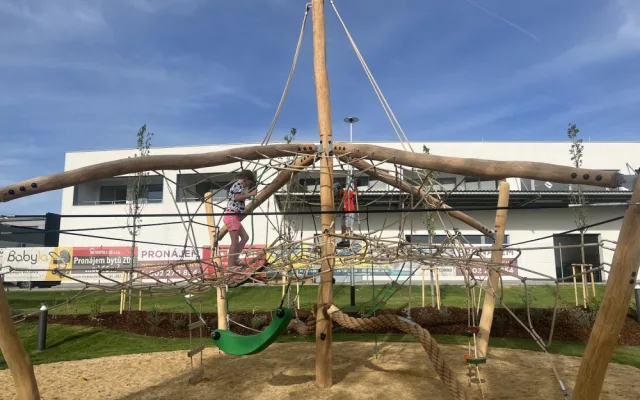 Sportovní areál u Vltavy je otevřený.