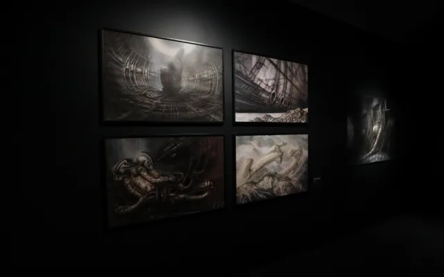 Alšova jihočeská galerie představuje na Hluboké tvorbu HR Gigera, autora Vetřelce.