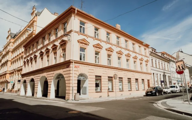 Coworking dorazil do Českých Budějovic. VŠTE v něm nabízí sdílené pracovní prostory i vzdělávací aktivity