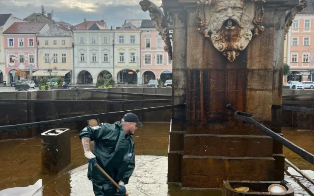 Kašnu na náměstí zazimují. Ještě předtím ji čekají restaurátorské práce