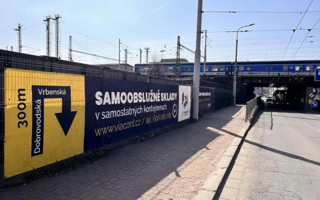 Nábytek nebo zboží. Ve skladovacích kontejnerech uskladníte skoro cokoli