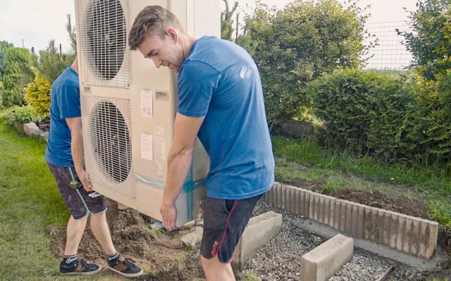 Zkušenost i kvalita. Kostečka Group pomůže s výběrem tepelného čerpadla i s žádostí o dotaci