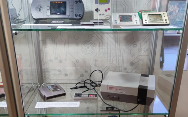 Retrogaming: Cesta Do Historie Počítačových Her a Techniky je ve Strakonicích
