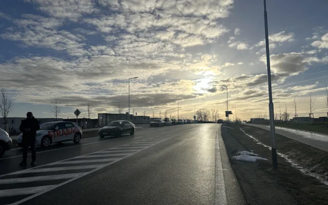 Město otevřelo propojku Máje a ulice Na Sádkách. Na protažení do Litvínovic se pracuje