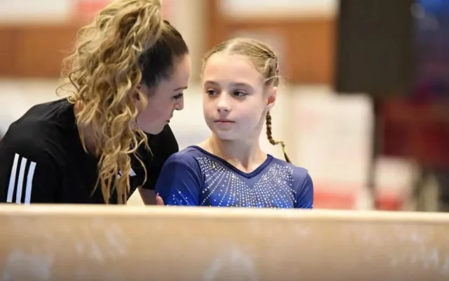 Stříbrnou medaili z Mistrovství republiky si přivezly budějcké sportovní gymnastky