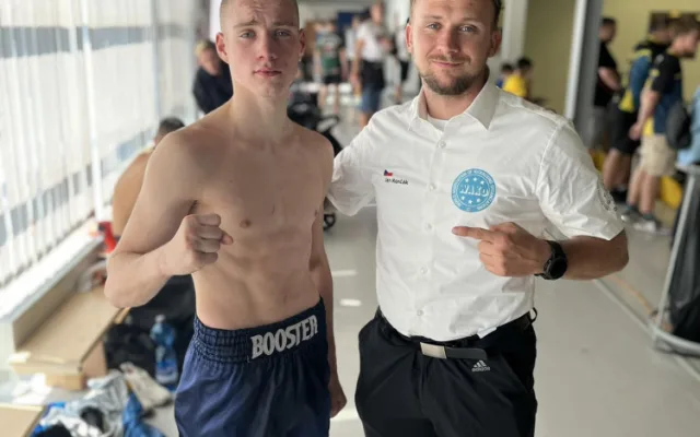 Mladý zápasník z Budějc má za sebou úspěšný rok. Stal se juniorským mistrem republiky v kickboxu