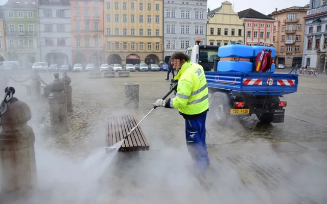 FCC uklízí, pomáhá a zároveň šetří