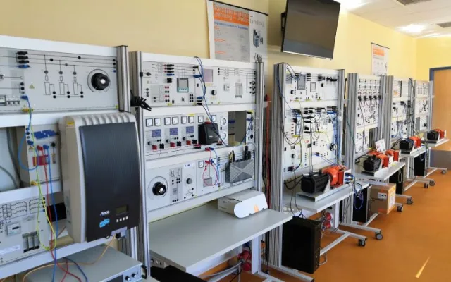 Jak se na Střední odborné škole elektrotechnické, COP Hluboké nad Vltavou připravují budoucí odborníci
