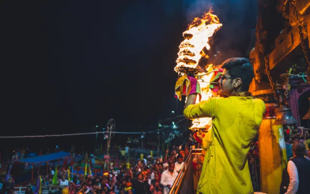 Aarti Jamuně – ceremonie pro řeku Jamunu v Mathuře