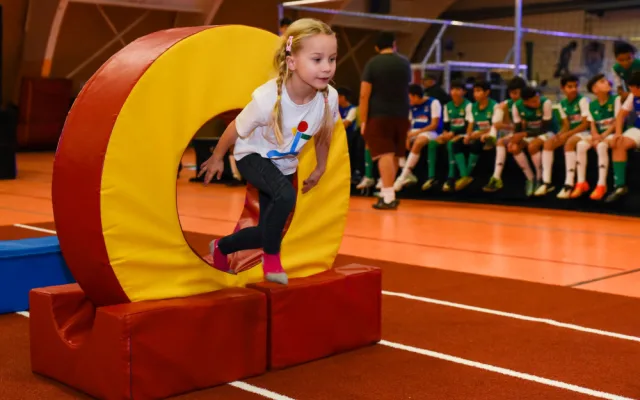 Sportimáček rozhýbal ve školkách a školách už tisíce dětí. Přidejte se