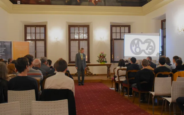 Jírovcovka hostila republikové finále Matematické olympiády