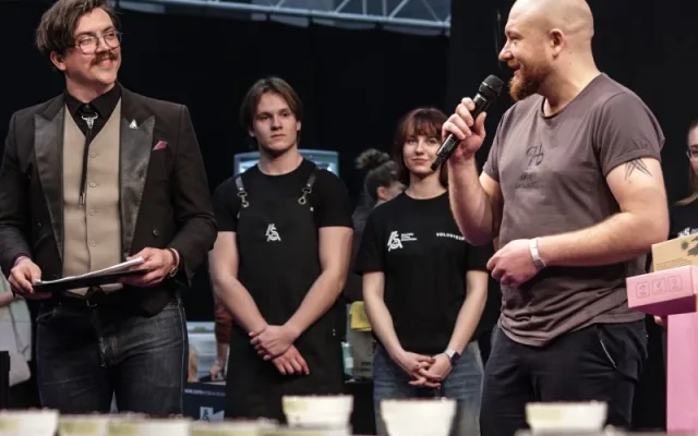 Cíl je neskončit poslední. TOP 16 by byla geniální, říká barista Zbyněk Vojtěšek o světovém šampionátu