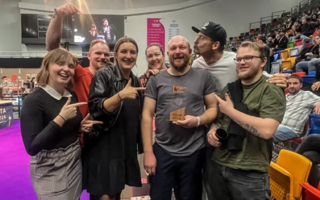 Cíl je neskončit poslední. TOP 16 by byla geniální, říká barista Zbyněk Vojtěšek o světovém šampionátu