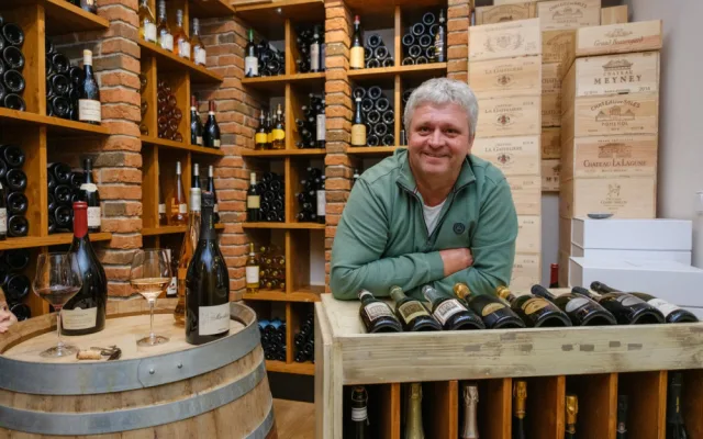 Plním synům sny, říká Tomáš Aubrecht a do Budějovic přinesl fascinující svět minerálů a mušlí