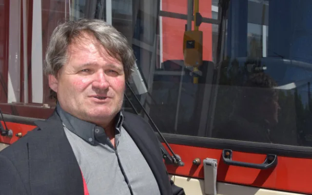 Dne 2. května před 33 lety se do ulic města České Budějovice vrátily trolejbusy a první z nich řídil Jan Kučera