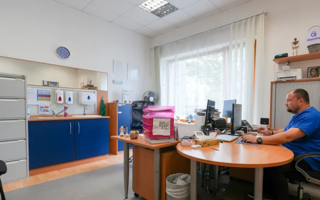 Chtěl jsem působit v oboru, kde jde výzkum dopředu, říká MUDr. Vít Martin Matějka, klinický onkolog z EUC Kliniky Plzeň