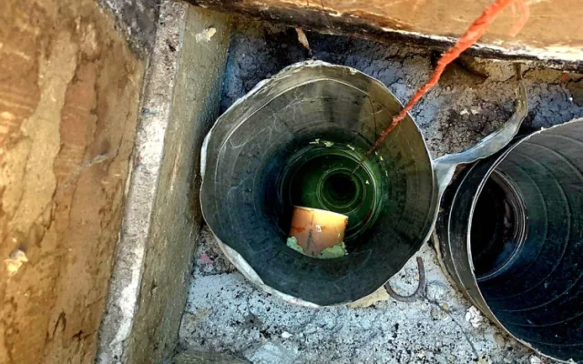 Ventilační roura měla průměr pouze 25 centimetrů.