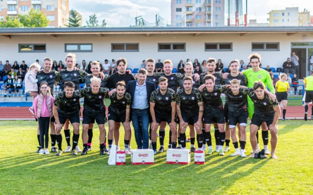 Týden, který patřil univerzitním derby: VŠTE se utkala s JU ve florbalu a fotbalu