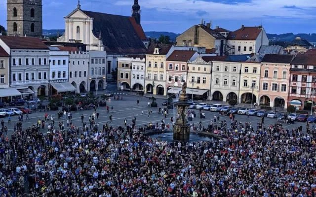 Jak jihočeská města fandila hokeji. Lidé plnili celá náměstí a všude panovala skvělá atmosféra