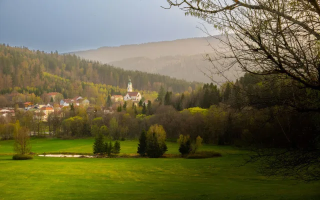Běhej lesy Železná Ruda: Premiérové lesní běžecké dobrodružství v CHKO Šumava