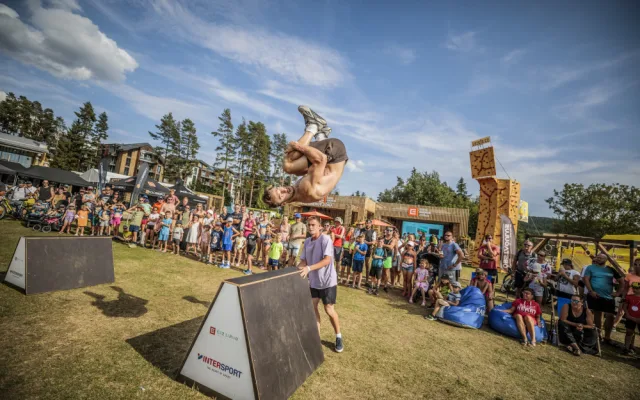 Olympijští vítězové i hudební legendy: ČEZ Lipno Sport Festival láká na sportovní vyžití i kulturu