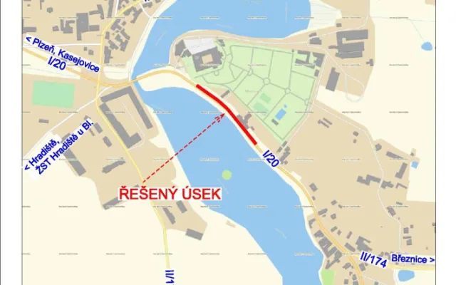 Ve Lnářích je na dvou úsecích I/20 kousek od sebe kyvadlový provoz