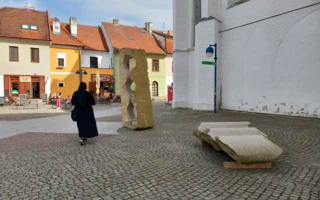 Umění je opět ve městě, umělecký festival přivezl do jižních Čech téměř tři desítky soch