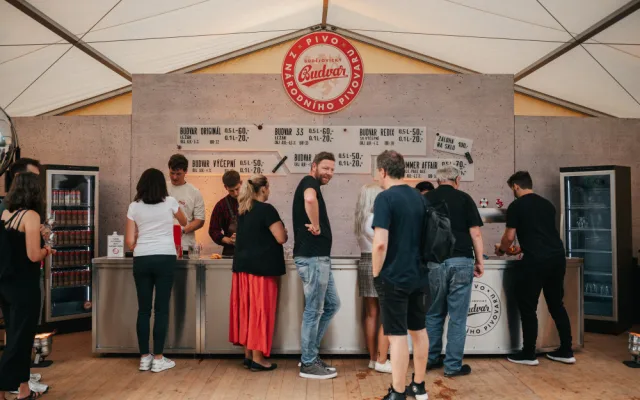 Z Budějovického Budvaru po roce znovu zní: Sláva pivu! Národní pivovar zve na druhý ročník svého pivního festivalu