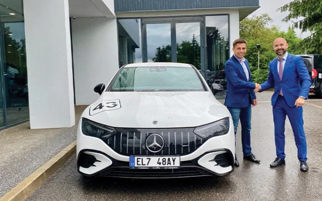 Jako další čistě elektrický model z vozového parku firmy Milan Král testoval Petr Maroš EQE 43 AMG. EQE 43 AMG, výkon 350kWh, kapacita 90,56kWh, rychlost nabíjení AC až 22kWh DC až 170kWh.