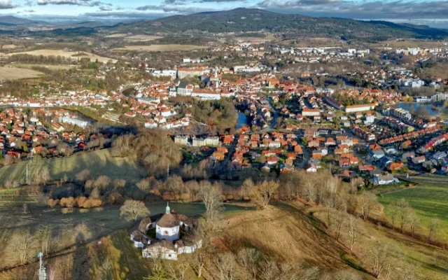 Bohatý program pro místní i návštěvníky, to je kulturní léto v Českém Krumlově. Foto: Jan Bohdal