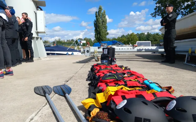 Vybavení městské policie se rozšířilo o motorový člun, dohlížet na pořádek bude na Vltavě i Malši
