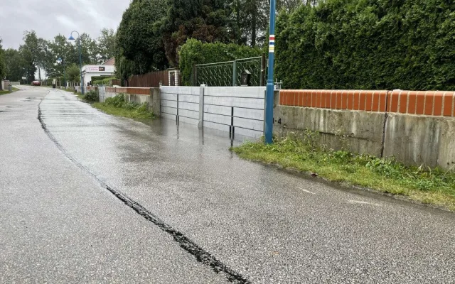 Obyvatelé části Veselí n. Lužnicí se ráno evakuovat nemusí, hrozba však stále trvá