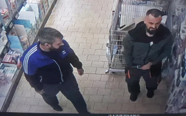 Soběslavští policisté pátrají po třech zlodějích, při krádeži je zachytila bezpečnostní kamera
