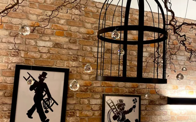 Oblíbený kominický bar se otevírá i jako kavárna. Láká na dobrou kávu a zákusky